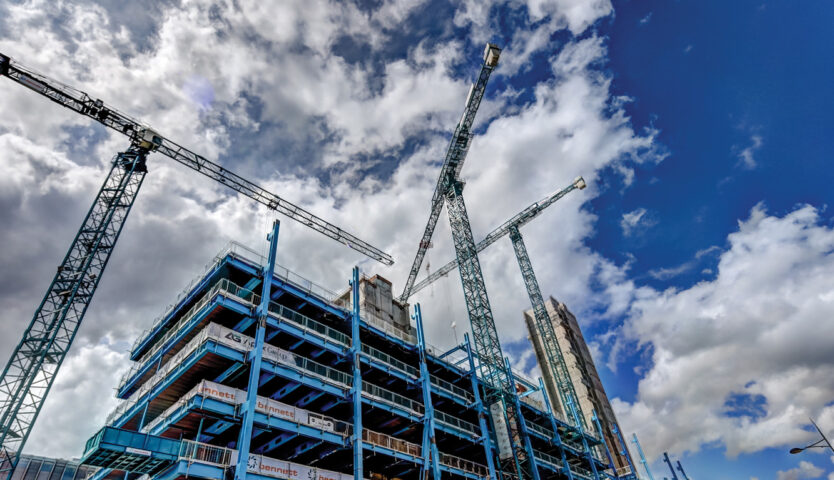 La réalisation des cahiers des charges fonctionnels et techniques : une étape clé dans la réhabilitation d’un bâtiment&nbsp;tertiaire